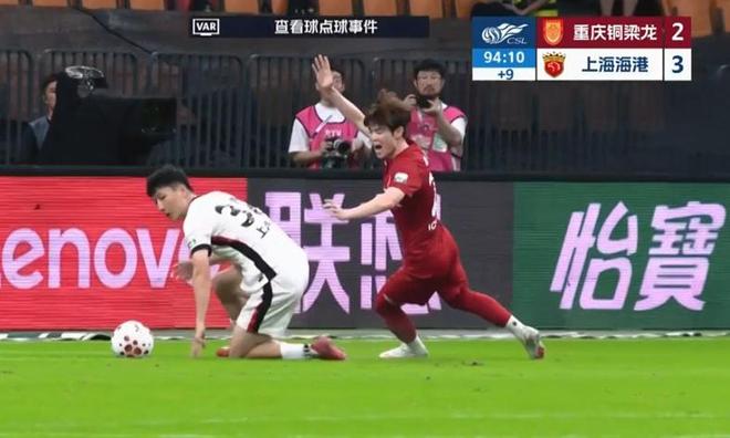 山西队签下法国全能型中锋,他看起来都会一点实际上样样都不精通