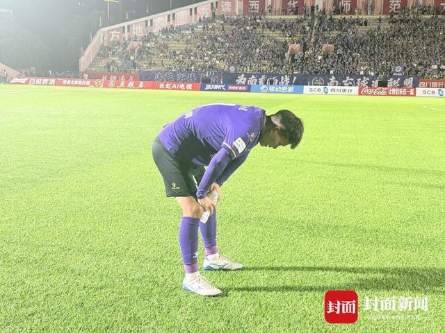 库里将亲自招募老詹！勇士最大阻碍是薪资 签约时间也成关键难题