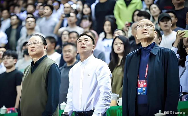 亚运会中国游泳出现超强选手,张展硕有望拿下6枚金牌