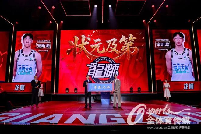 被项立刚猜中了: 蒸汽弹射才是王道: 电弹不如蒸弹 中压直流不如