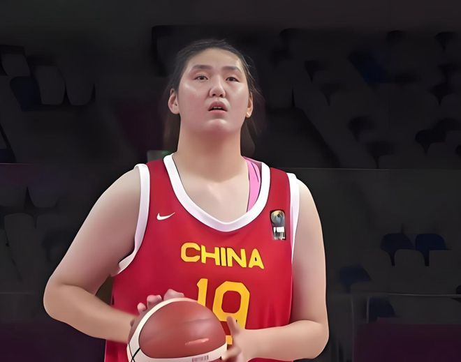 詹姆斯开炮：篮球转播失了初心