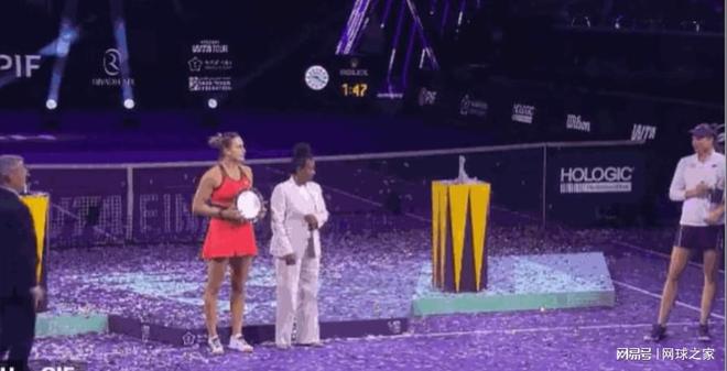 中国女篮3分险胜赛后！张子宇满分，后卫仅2人合格，锋线全拉胯！