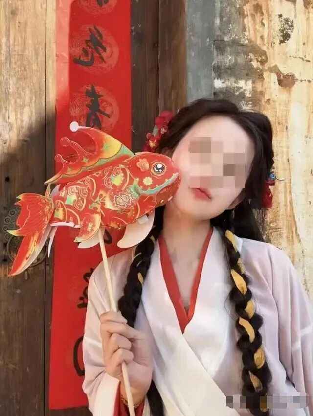 章泽天，空得吓人...