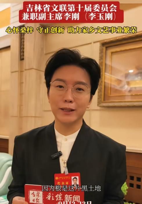 "你妈为你舞动" 大尺度猎奇《你妈》更新:巨乳丰臀