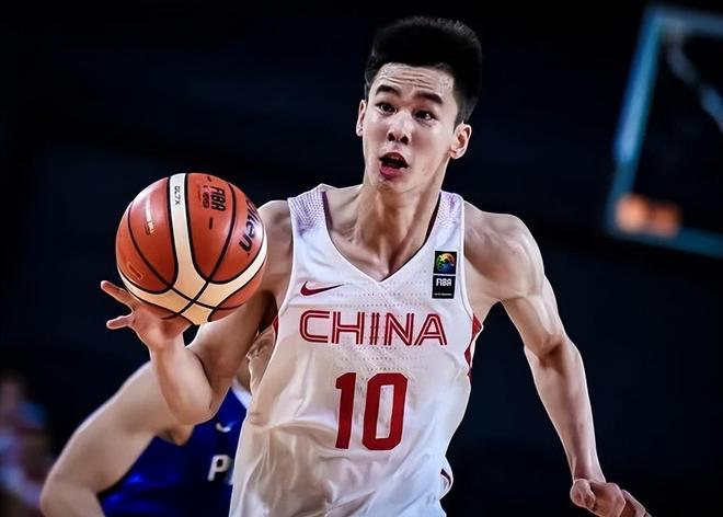 不打了!广东新锋线被曝欲加盟同曦男篮,朱芳雨确认放人!