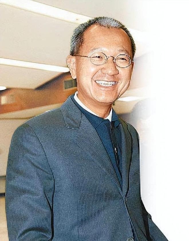 暴雨中完美谢幕！绵阳队2:1再胜凉山队，锁定亚军席位