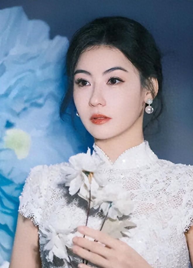 穆里尼奥半路截胡!皇马抢世界杯天才,利物浦 1.2 亿报价悬了