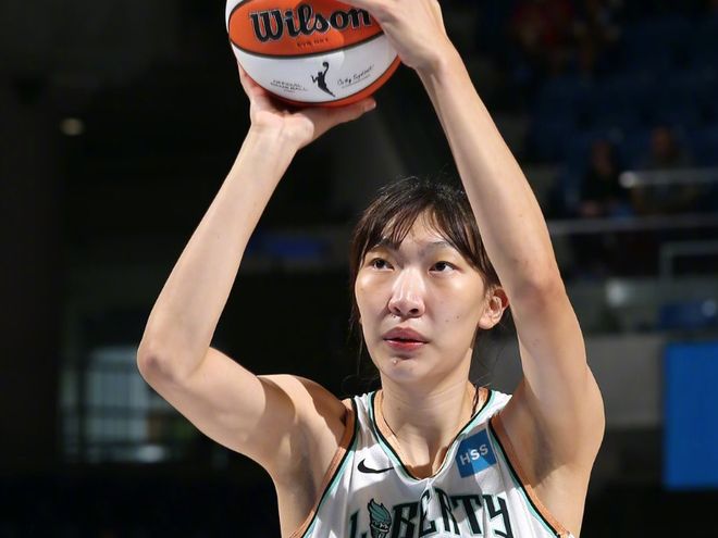 广东女子，欠了同村一男人10万元钱，她还不上，干脆提出以身抵债