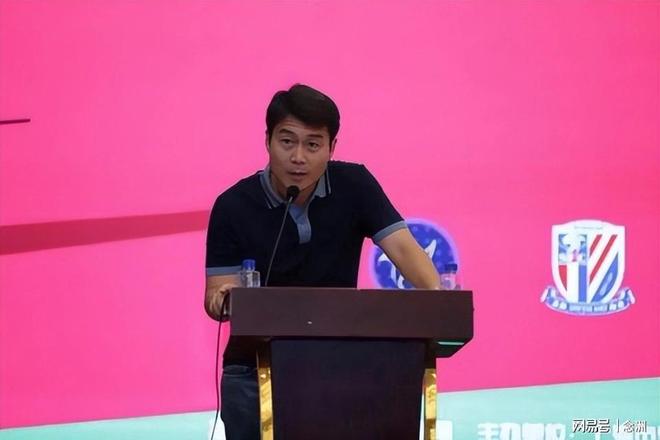 广州龙狮官方：外援埃里克