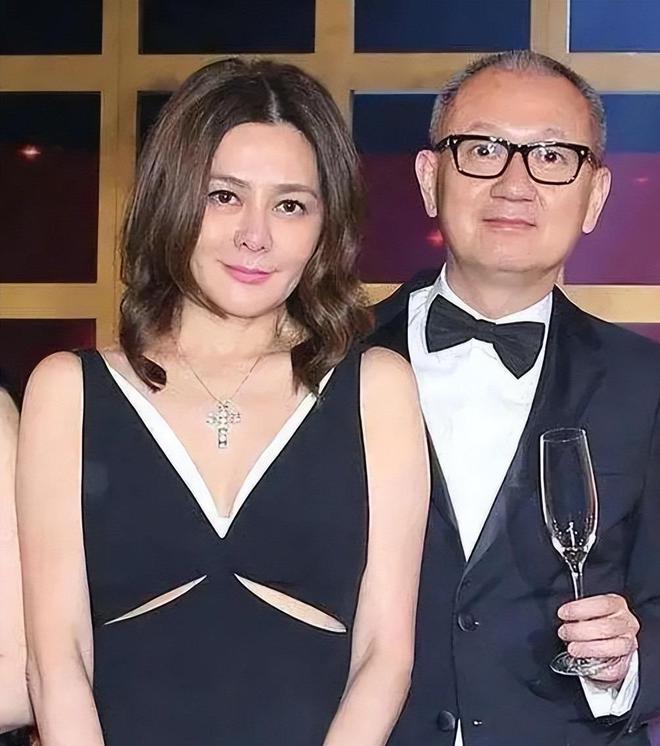 搞笑的俄罗斯议员！克里姆林宫真急了：狂轰滥炸背后的恐惧
