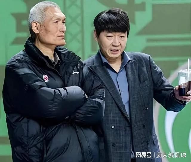又疯一个!库里冠军就这么被抢了!!